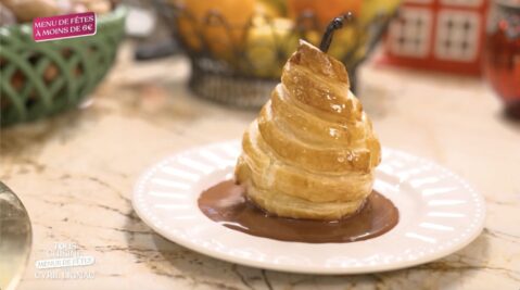 La recette de poire feuilletée et sauce chocolat de Cyril Lignac Tous