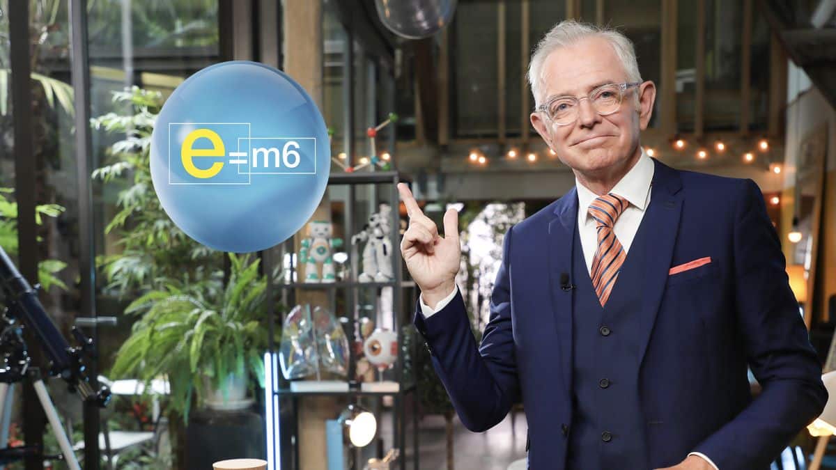 E = M6