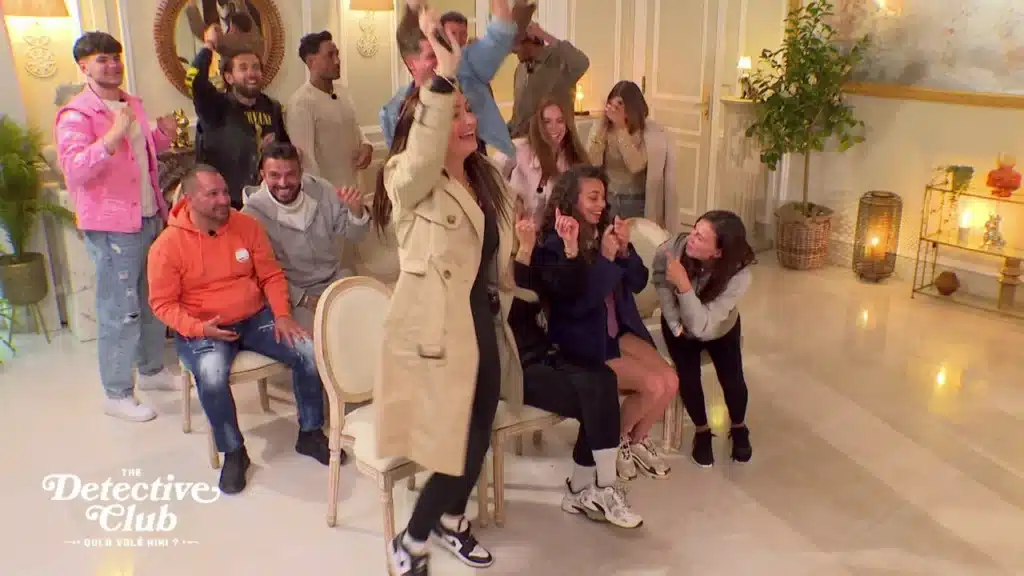Les candidats de The Detective Club qui a volé Kiki remportent l'indice ce 10 juillet