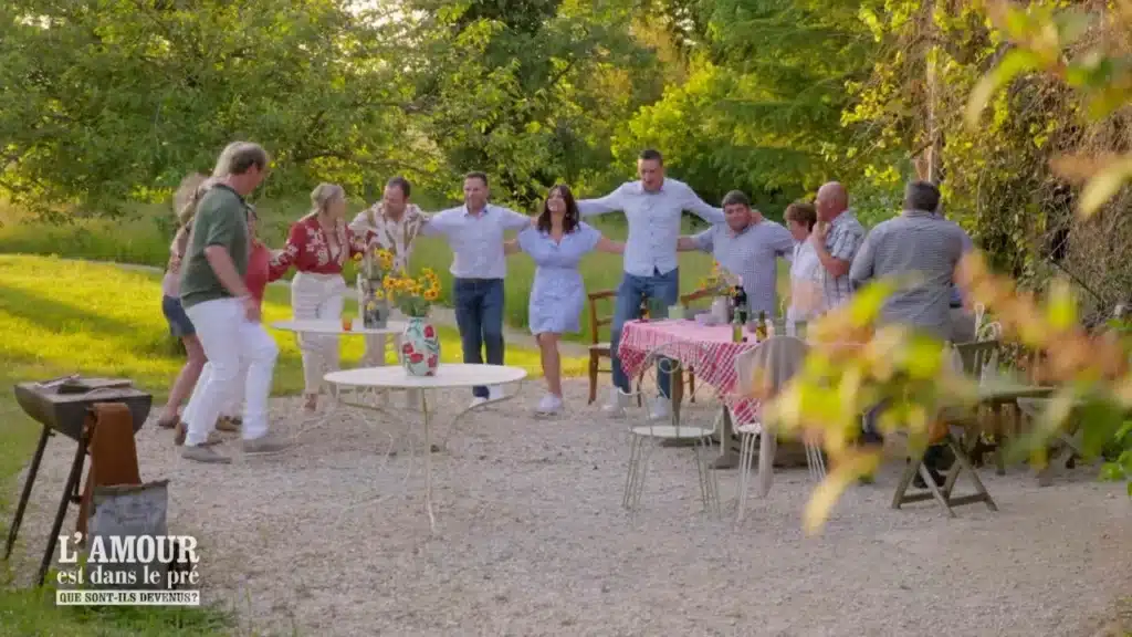 Ambiance festive dans L'amour est dans le pré que sont-ils devenus