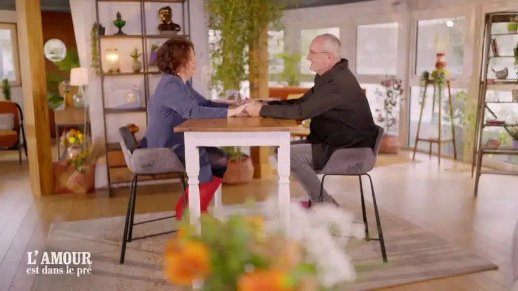 Gilles sent une connexion avec Pascaline lors de leur speed dating