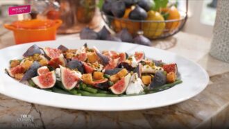 Salade de haricots verts, figues et burrata : la recette de Cyril Lignac dans Tous en cuisine du 13 septembre