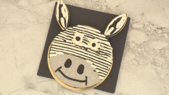 La recette originale de tarte “zèbre” yuzu sésame de Mathieu pour l’épreuve créative du Meilleur Pâtissier 2025 (émission 5)
