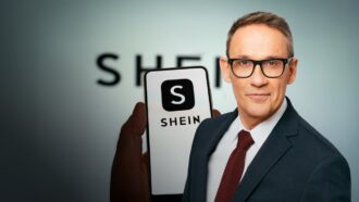 Capital : Shein et Temu face aux bazars français, qui va gagner la bataille des petits prix ?