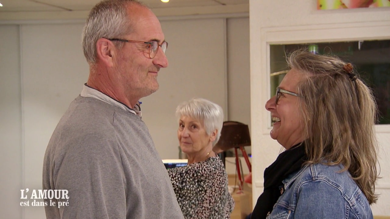 Gilles troublé par Isabelle lors du cours de danse du 6 octobre dans ADP 2025