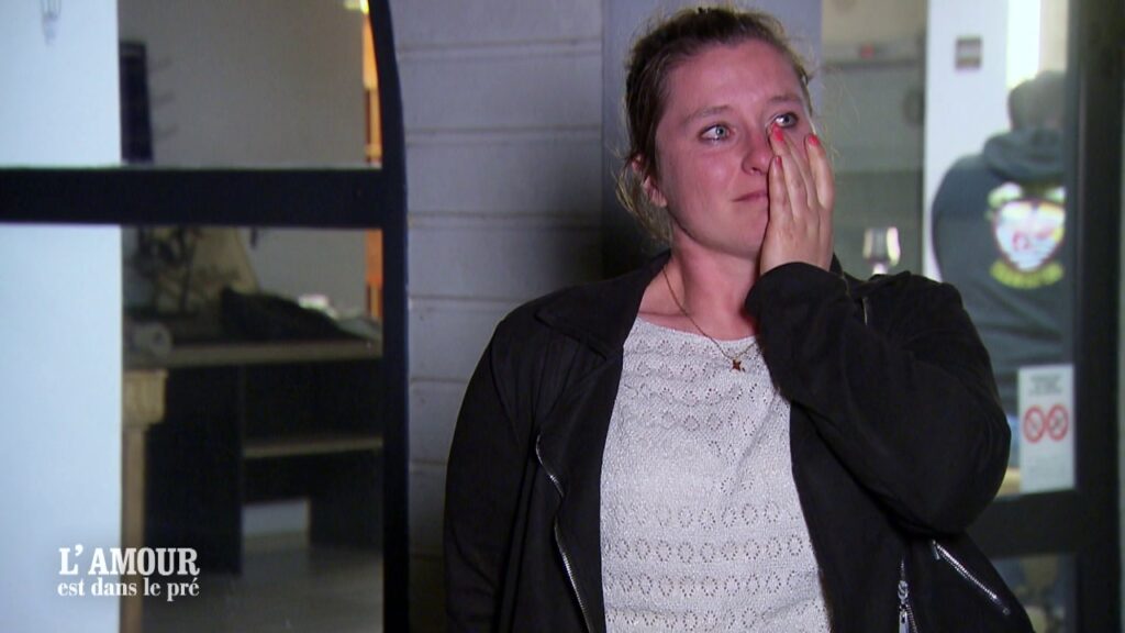 C'est un peu le bordel » : Océane chamboulée entre Robin et Florian dans  L'amour est dans le pré 2025
