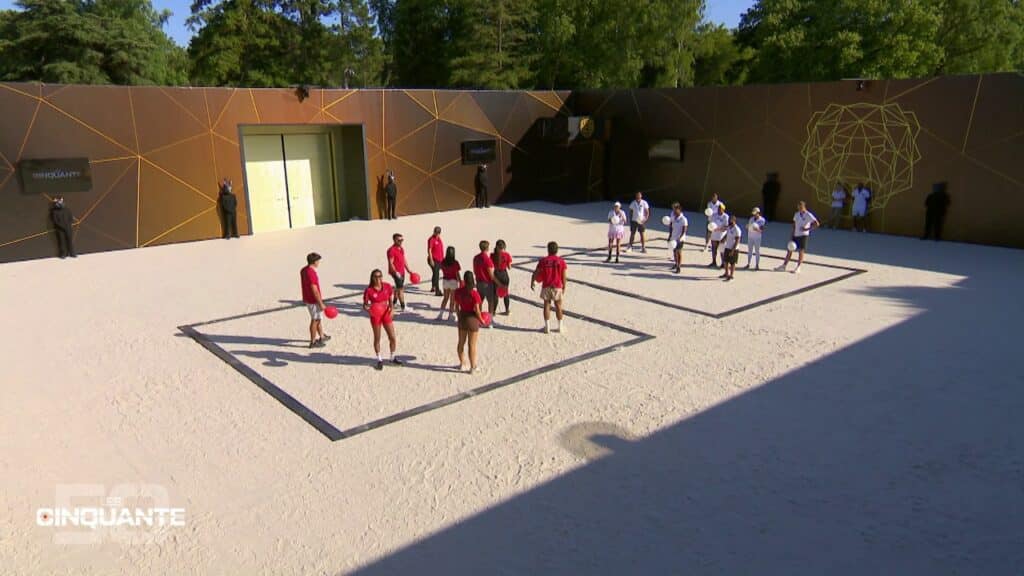 Qui des Blancs ou des Rouges a remporté l'arène du 20 octobre dans les Cinquante