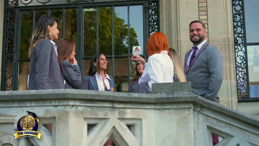 Soraya cheffe des Alpha attire toutes les convoitises dans The Cerveau