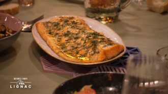 La recette de saumon, légumes grillés et mozzarella d’Anne-Sophie Lapix dans RDV chez Cyril Lignac du 20 novembre (M6)