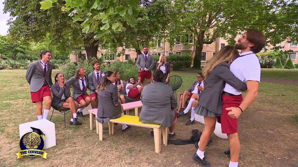 Enzo remporte l'immunité dans The Cerveau du 3 décembre