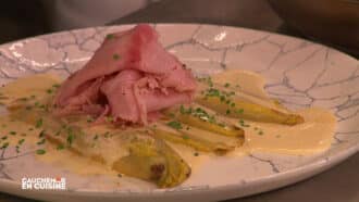 Cauchemar en cuisine : la recette de l’endive braisée à la bière et au maroilles de Philippe Etchebest