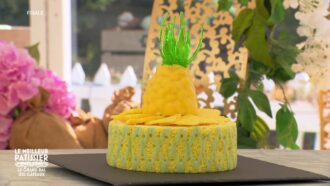 Recette de Charlotte princière à l’ananas de Mercotte pour l’épreuve technique du Meilleur Pâtissier du 11 décembre