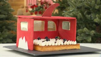 Le gâteau en forme de téléphérique de Seb pour l’épreuve créative du 4 décembre (recette complète)