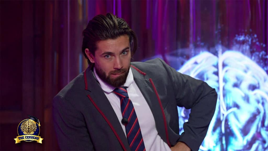 Enzo le seul espoir de l'alliance dans The Cerveau du 2 janvier