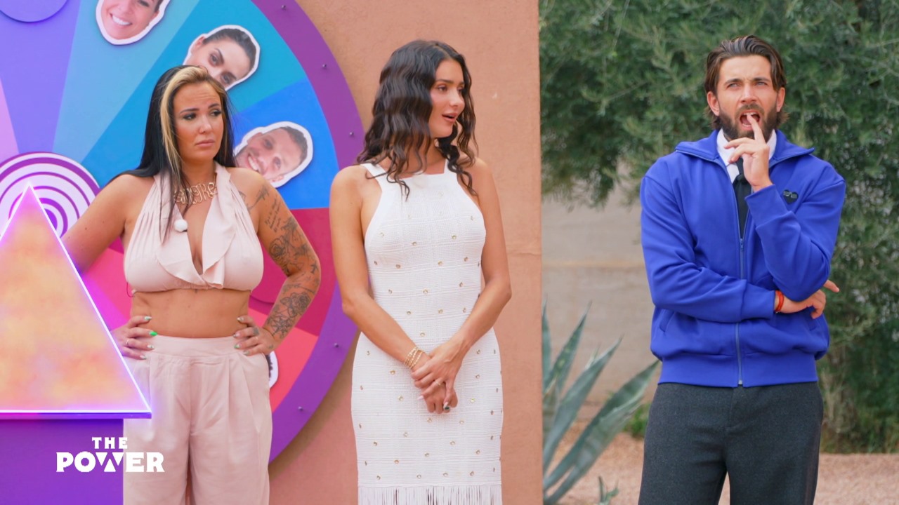 «I am unmasked»: Η Kelly εγκαταλείφθηκε από όλους πριν από την τελετή The Power 2026