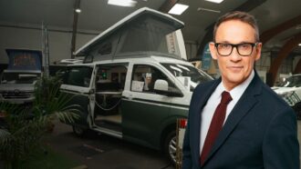Camping-cars et Center Parcs : Capital enquête sur les champions des vacances au grand air