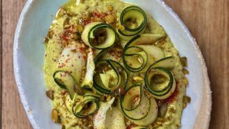 Tous en cuisine avec Cyril Lignac du jeudi 2 juillet : recette du houmous de courgette
